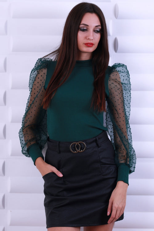 Elegant women's blouse with puff sleeves