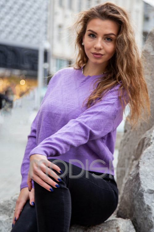 Modern cropped oversized cable-knit sweater