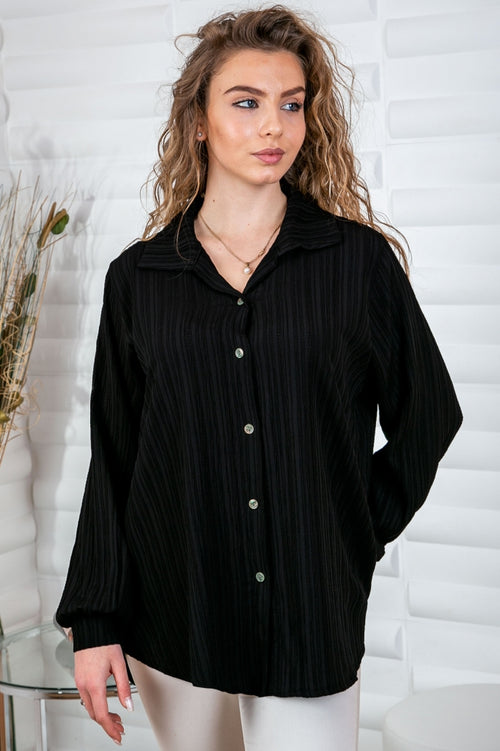 Plus-size shirt with a textured finish