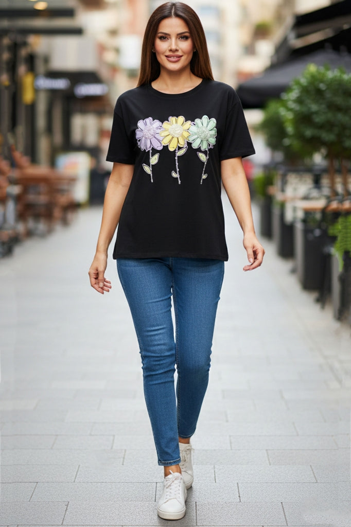 Cotton women's blouse with floral print