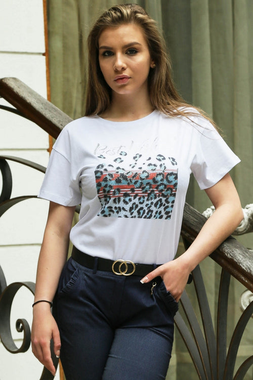 Λευκό βαμβακερό γυναικείο T-shirt με print και επιγραφή