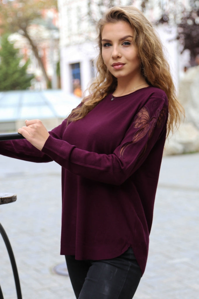 Pulover din cașmir cu fluturi din dantelă pe umeri