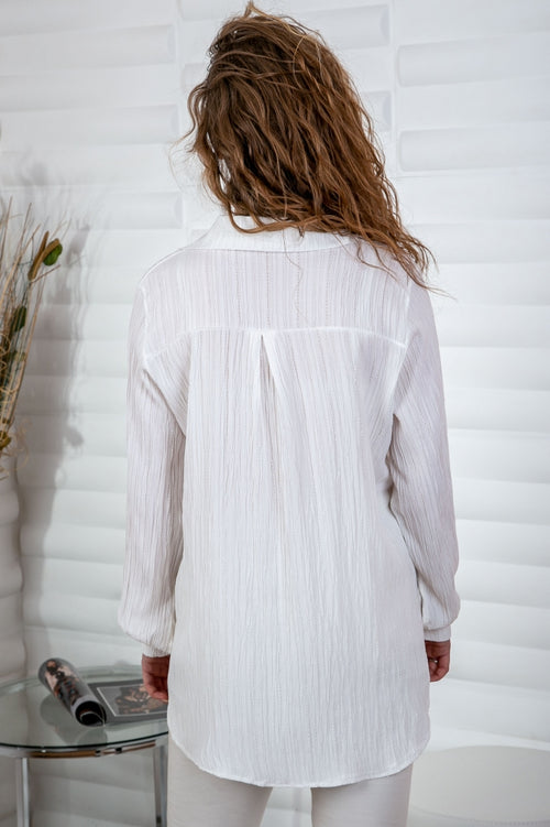 Plus-size shirt with a textured finish