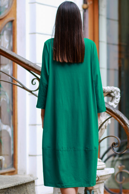 Solid-colour long cotton dress with a complimentary accessory