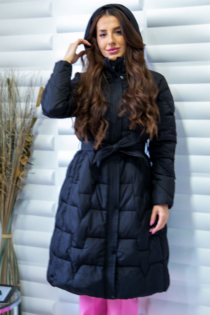 Long elegant women's jacket with belt and hood