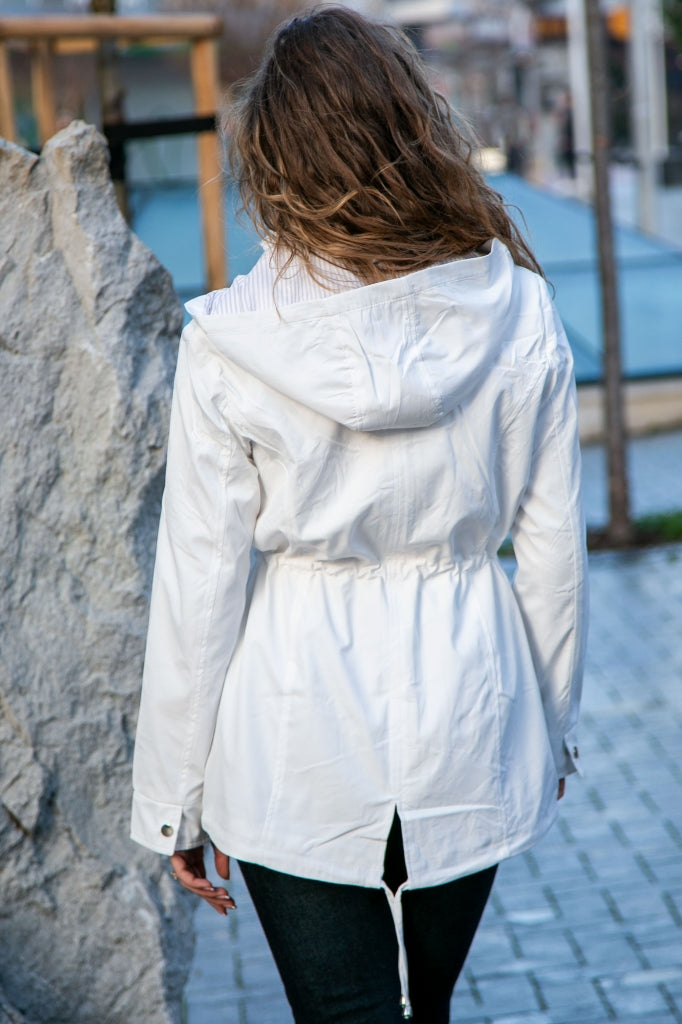 Solid-colour spring women's jacket with a hood