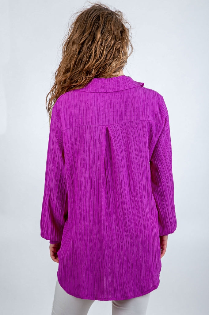 Plus-size shirt with a textured finish