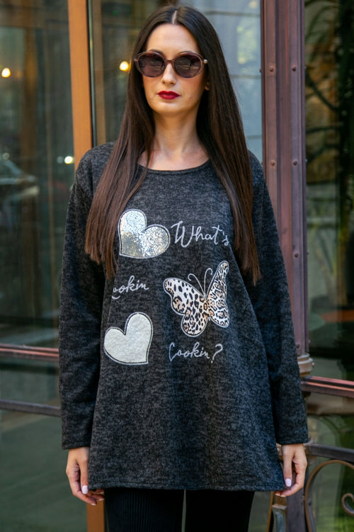Plus-size women's blouse with butterfly and heart prints