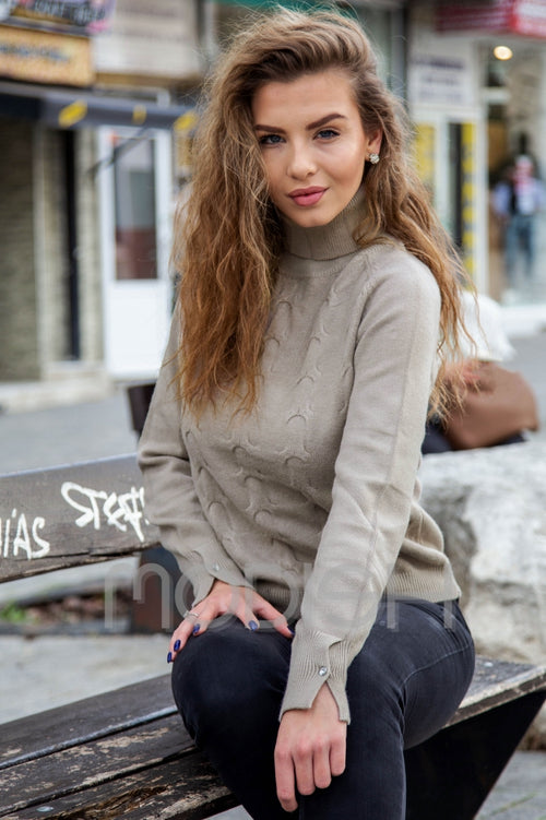Turtleneck sweater with cable knit and diamond fastenings