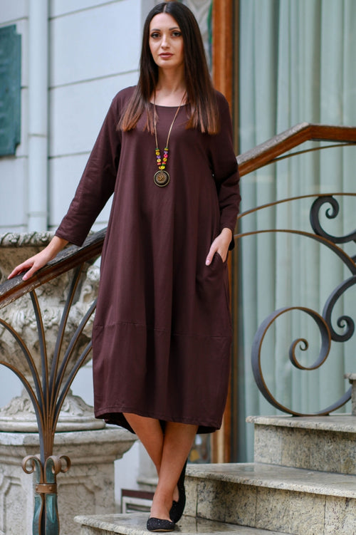 Solid-colour long cotton dress with a complimentary accessory